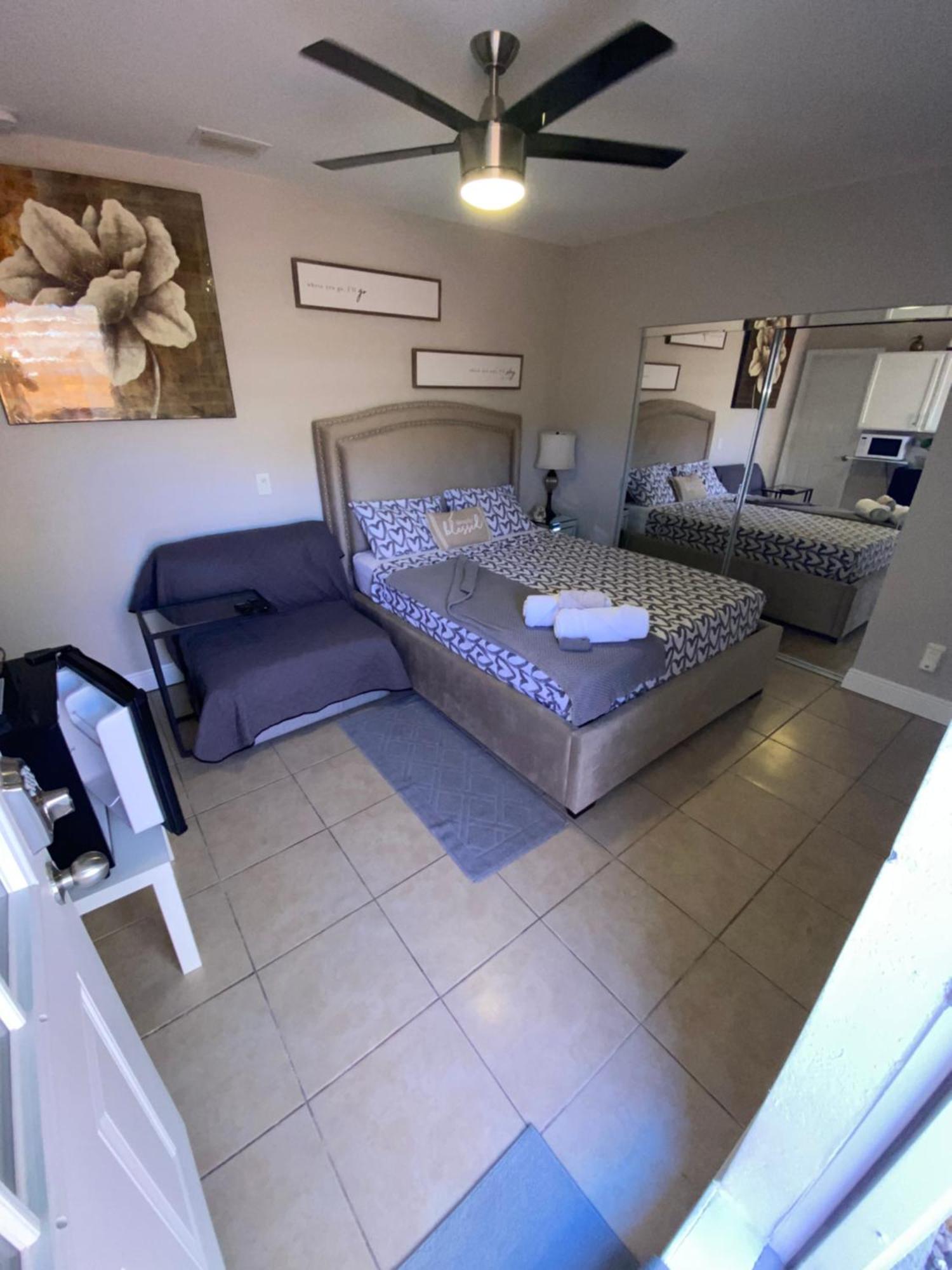 Appartement Luxurious Cozy Studio. *